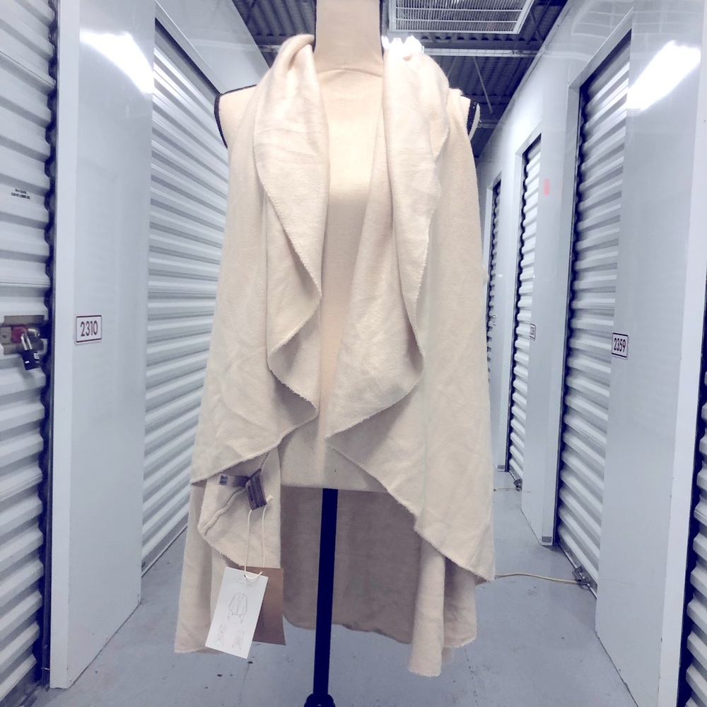 NWT Uniquities One Size Basics Shawl Vest Cream